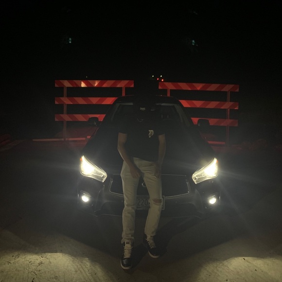 Meet your Posher, Lucas - Picture 1 of 1